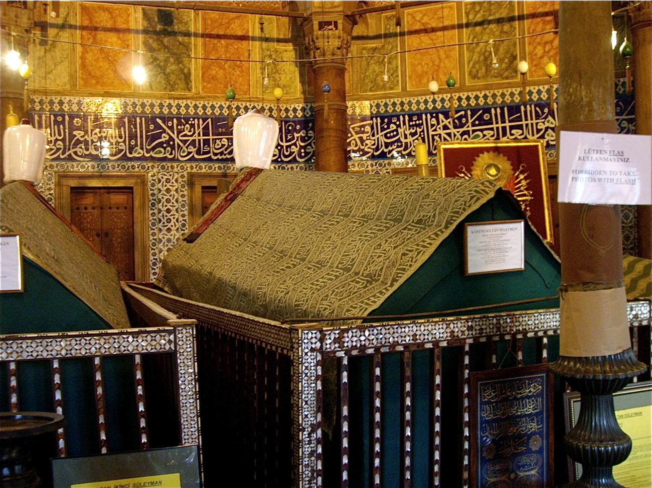 Где похоронена хюррем и сулейман. Усыпальница Султана Сулеймана в Стамбуле.